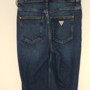 Guess cropped  high waisted mom jeans